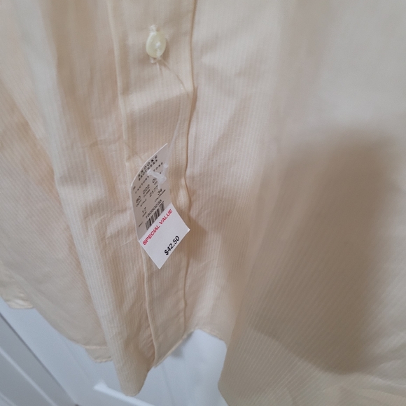 Brooks Brothers - Picture 4 of 7